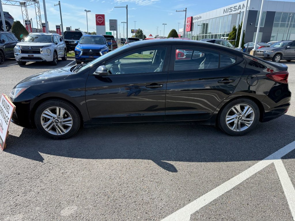 Hyundai Elantra PREFERRED**CARPLAY**BANCS & VOLANT CHAUFFANTS** 2019 à Saint-Eustache, Québec - 3 - w1024h768px