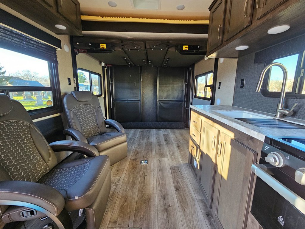 Jayco Jay Flight Octane 255**ROULOTTE CARGO**LIT QUEEN**AWNING 20PO** 2021 à Saint-Eustache, Québec - 11 - w1024h768px
