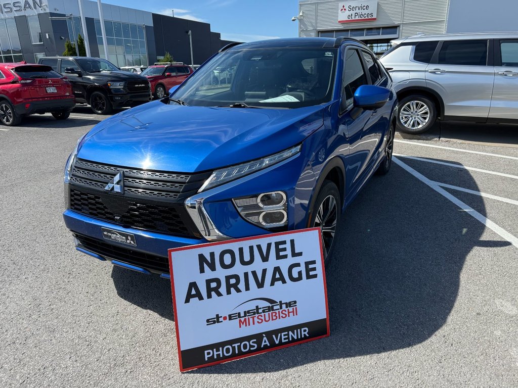 2022 Mitsubishi ECLIPSE CROSS GT**S-AWC**TOIT OUVRANT**CUIR**CARPLAY**NAVIGATION in Saint-Eustache, Quebec - 1 - w1024h768px
