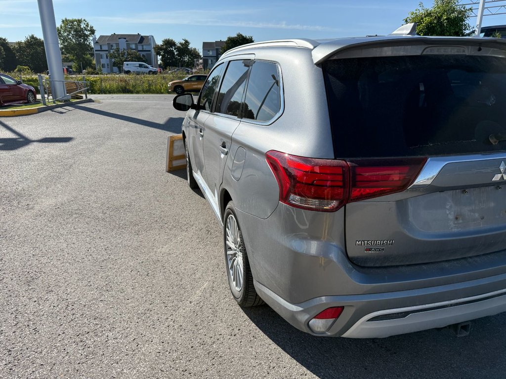 Mitsubishi OUTLANDER PHEV SE LIMITED 2019 à Saint-Eustache, Québec - 4 - w1024h768px