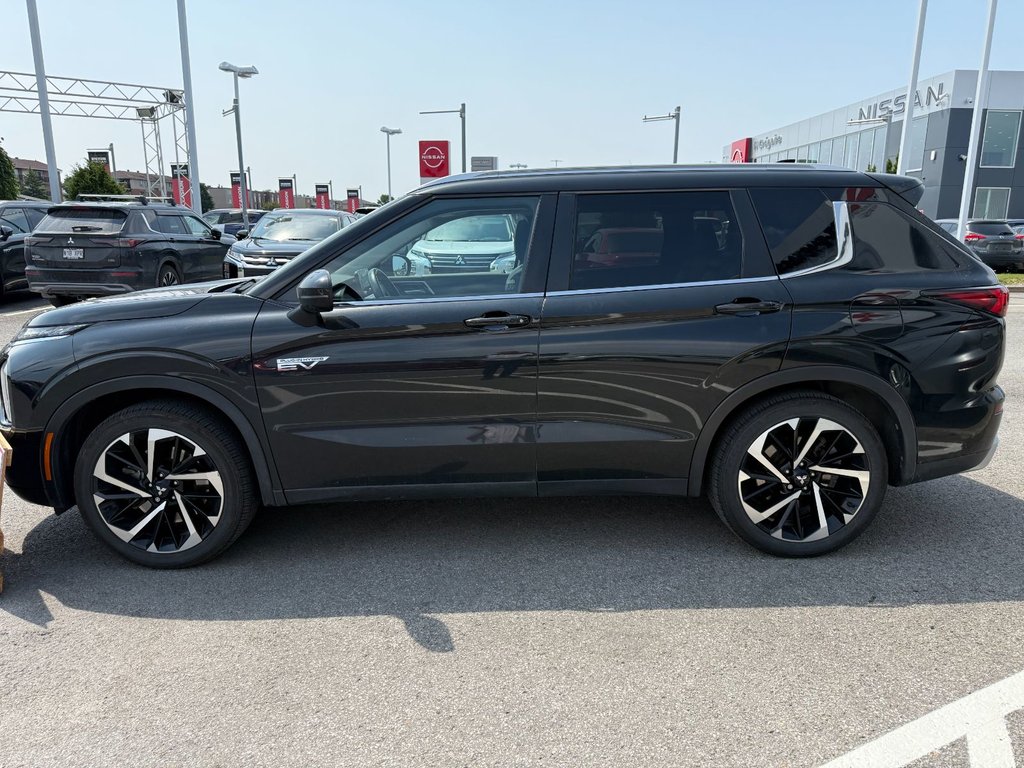 Mitsubishi Outlander Plug-In Hybrid SEL**S-AWC**TAUX À PARTIR DE 0.9%**TOIT**CUIR**NAV 2024 à Saint-Eustache, Québec - 3 - w1024h768px