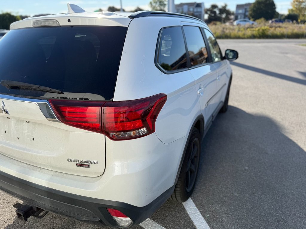 Mitsubishi Outlander SE ANNIVERSARY EDT**AWD/4X4**CUIR**TOIT**V6 3.0L** 2018 à Saint-Eustache, Québec - 7 - w1024h768px