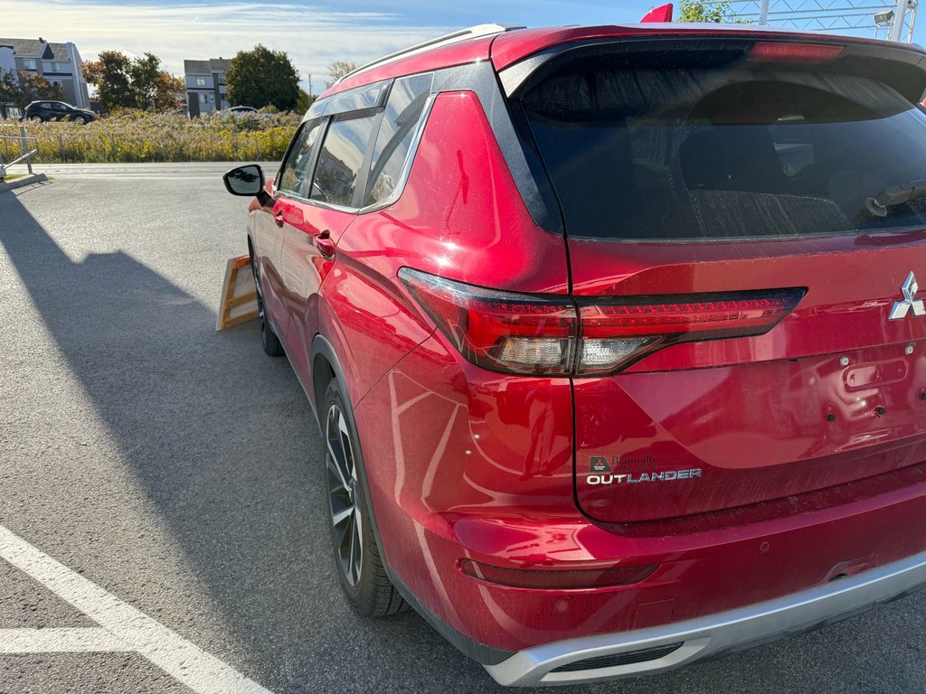 2023 Mitsubishi Outlander SEL**S-AWC**TAUX À PARTIR 0.9%**TOIT OUVRANT**CUIR in Saint-Eustache, Quebec - 7 - w1024h768px