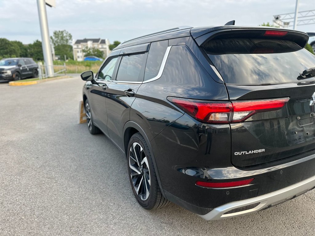 Mitsubishi Outlander SEL**S-AWC**TAUX À PARTIR 0.9%**TOIT OUVRANT**CUIR 2024 à Saint-Eustache, Québec - 4 - w1024h768px
