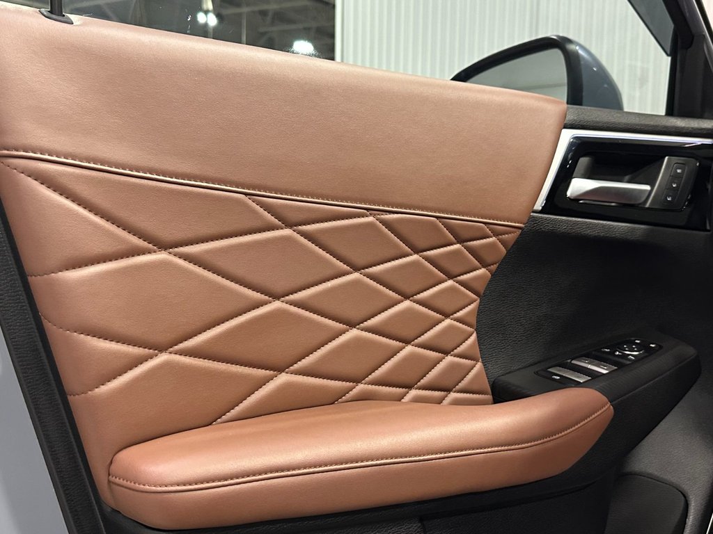 2025 Mitsubishi Outlander GT-PREMIUM FULL in Saint-Eustache, Quebec - 6 - w1024h768px