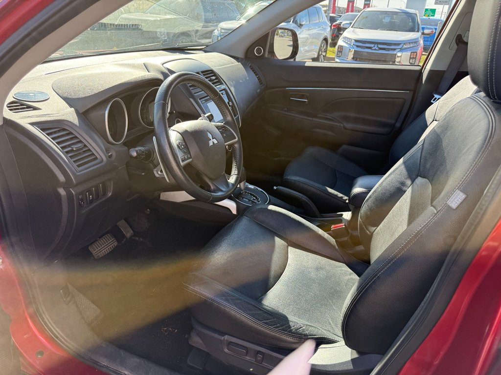Mitsubishi RVR GT**AWD/4X4**TOIT VITRÉ**CUIR**SIEGES CHAUFFANTS 2014 à Saint-Eustache, Québec - 4 - w1024h768px