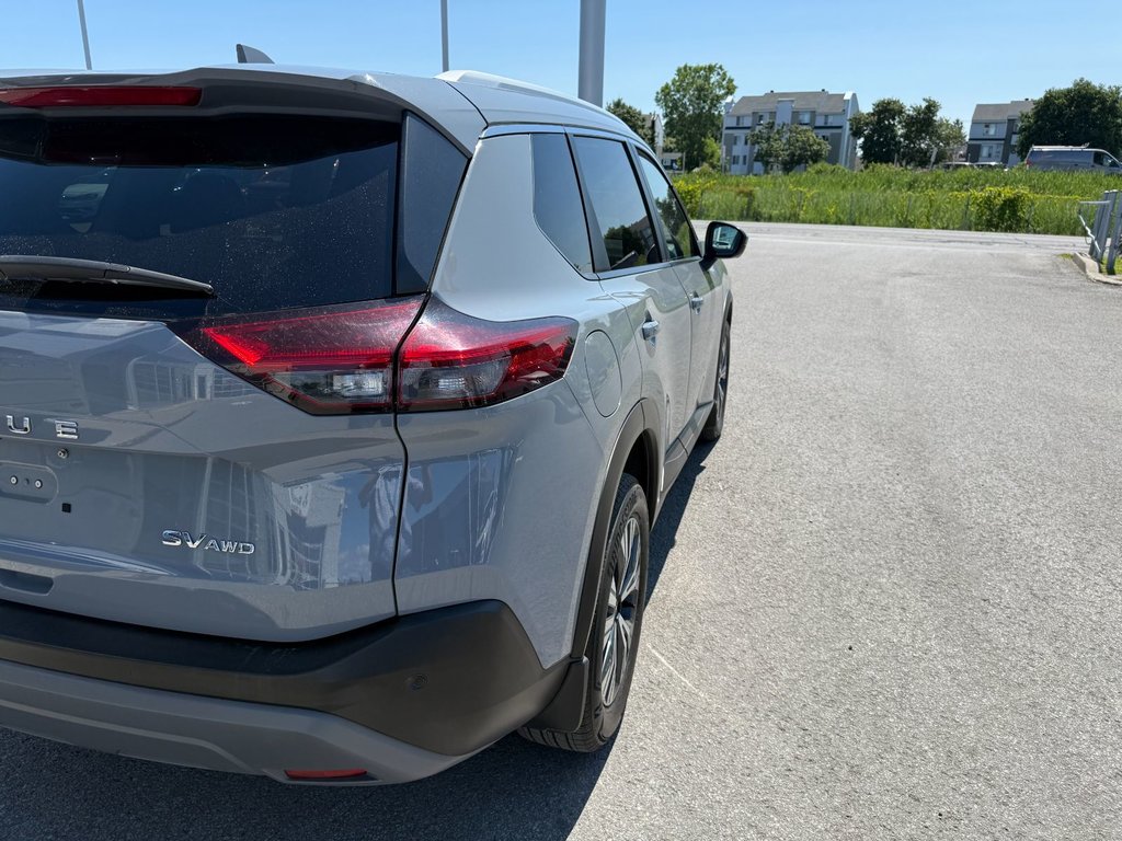 Nissan Rogue SV**BAS KM**AWD/4X4**CUIR**TOIT OUVRANT**CARPLAY** 2022 à Saint-Eustache, Québec - 3 - w1024h768px