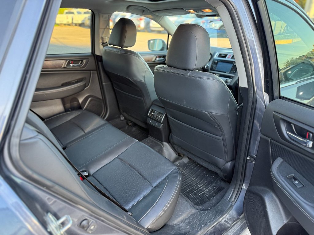 2017 Subaru Outback 2.5i GROUPE LIMITED**TECH PKG**4X4/AWD**CUIR**TOIT in Saint-Eustache, Quebec - 6 - w1024h768px