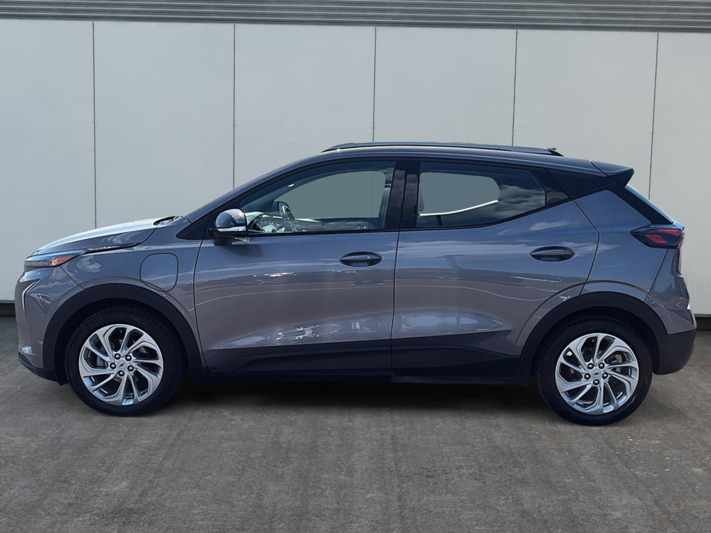 2023 Chevrolet BOLT EUV LT in Saint-Hyacinthe, Quebec - 7 - w1024h768px
