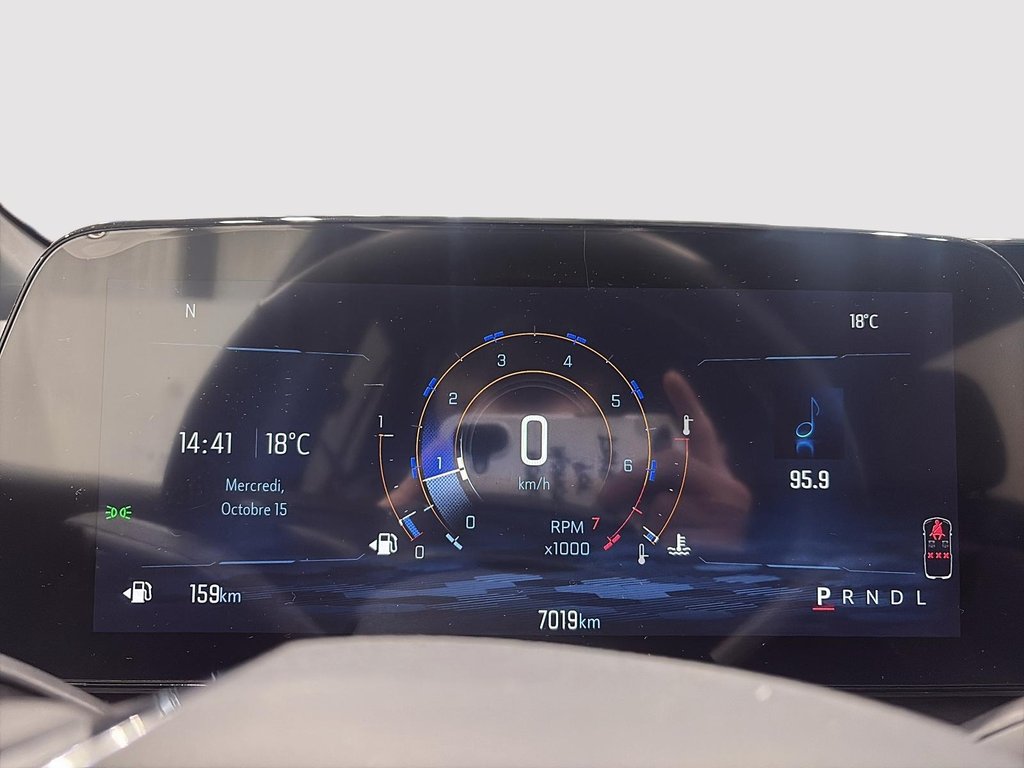2025 Chevrolet Equinox LT in Saint-Hyacinthe, Quebec - 13 - w1024h768px