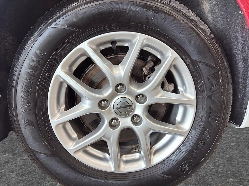 2024 Chrysler Grand Caravan SXT in Saint-Hyacinthe, Quebec - 7 - w1024h768px