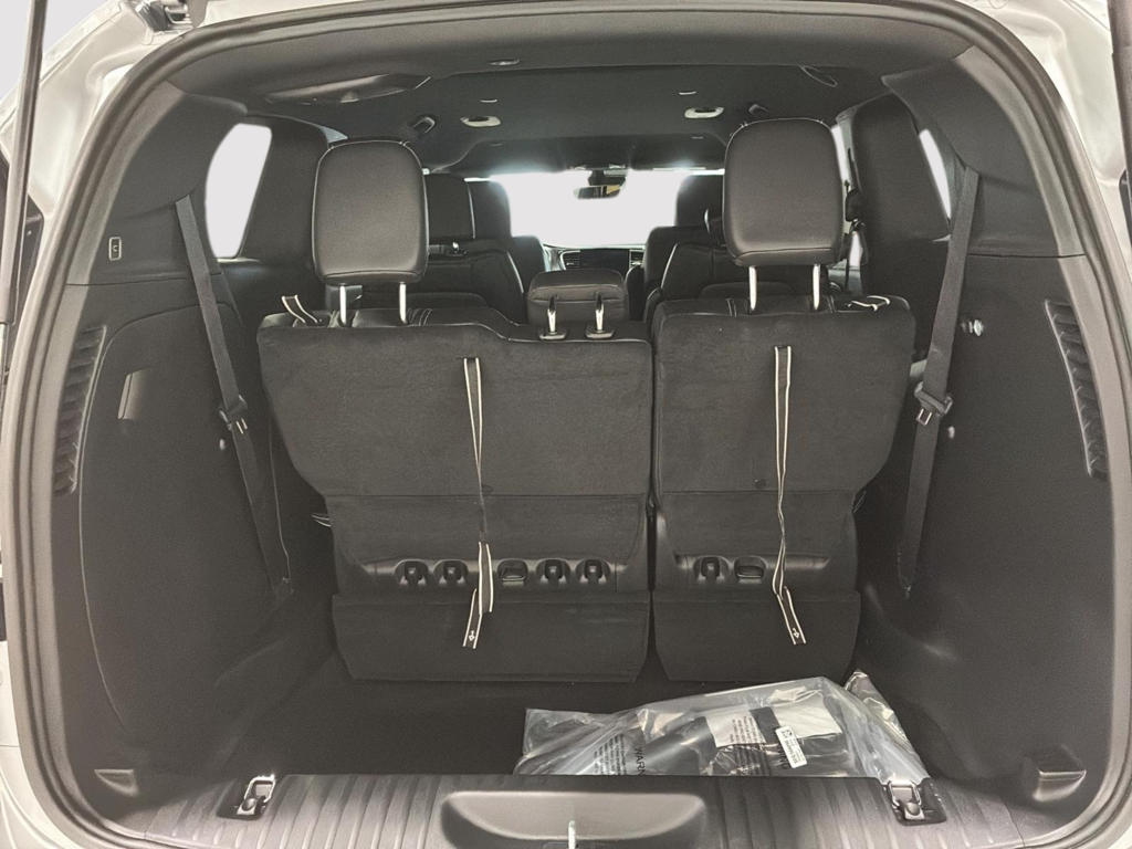 2026 Chrysler Grand Caravan SXT in Saint-Hyacinthe, Quebec - 9 - w1024h768px