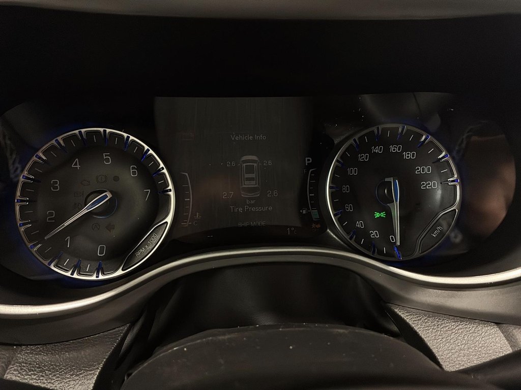 2026 Chrysler Grand Caravan SXT in Saint-Hyacinthe, Quebec - 12 - w1024h768px