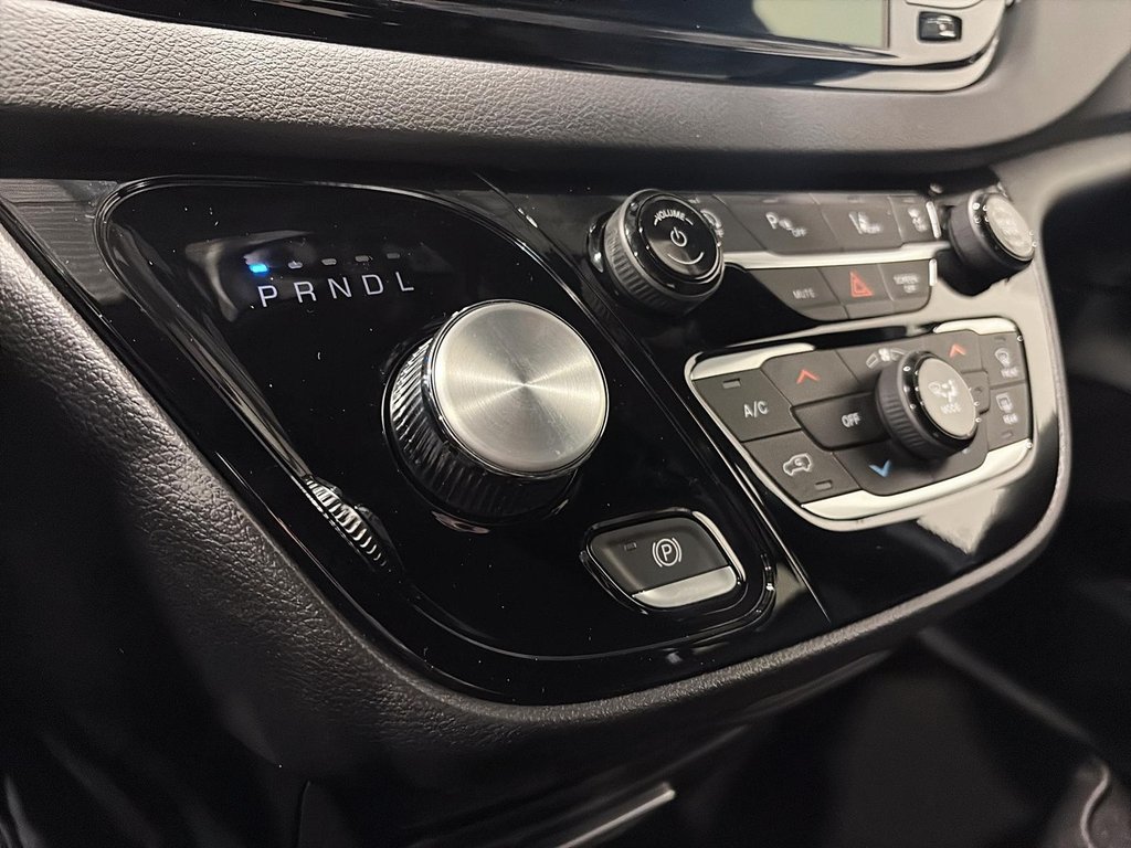 2026 Chrysler Grand Caravan SXT in Saint-Hyacinthe, Quebec - 13 - w1024h768px