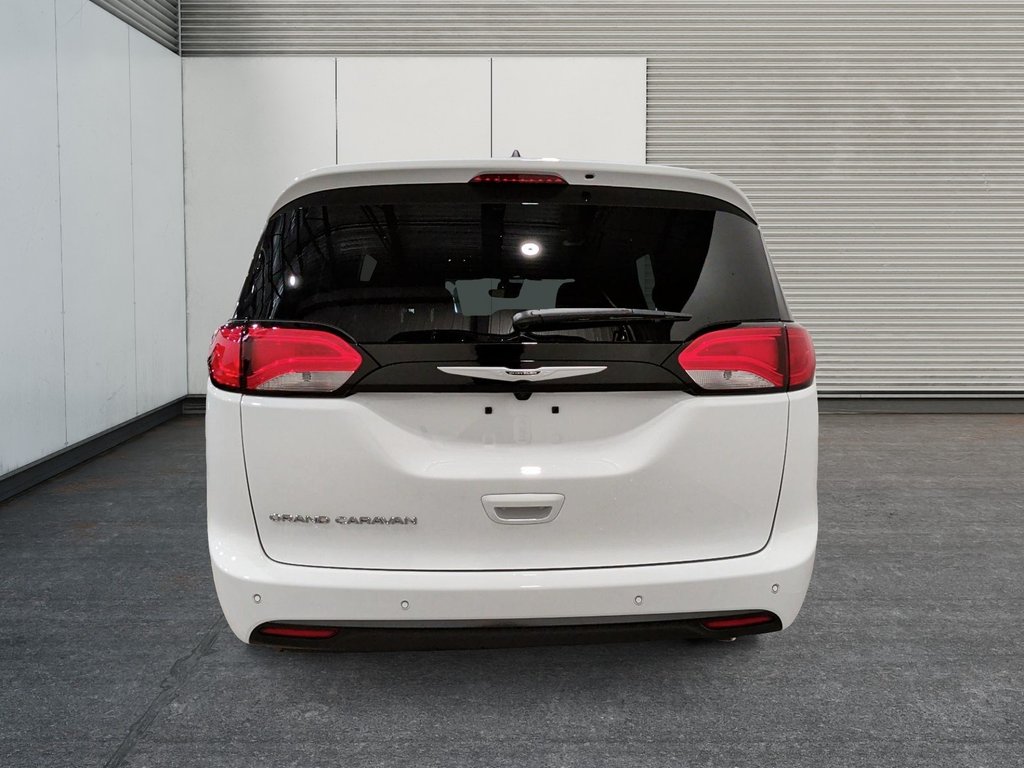 Chrysler Grand Caravan SXT 2027 à Saint-Hyacinthe, Québec - 3 - w1024h768px