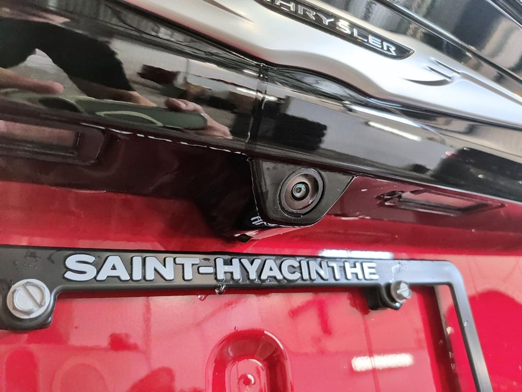 Chrysler Grand Caravan SXT 2027 à Saint-Hyacinthe, Québec - 15 - w1024h768px