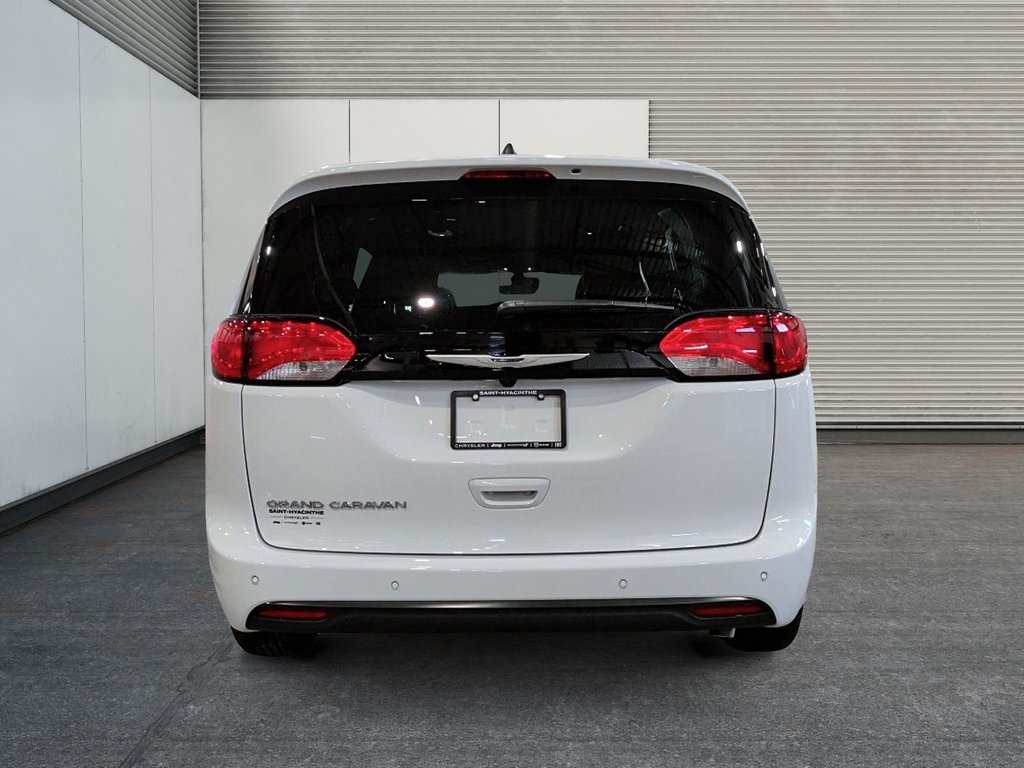 Chrysler Grand Caravan SXT 2027 à Saint-Hyacinthe, Québec - 3 - w1024h768px