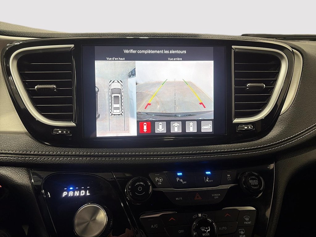 Chrysler Pacifica Hybrid Premium S Appearance 2024 à Saint-Hyacinthe, Québec - 17 - w1024h768px