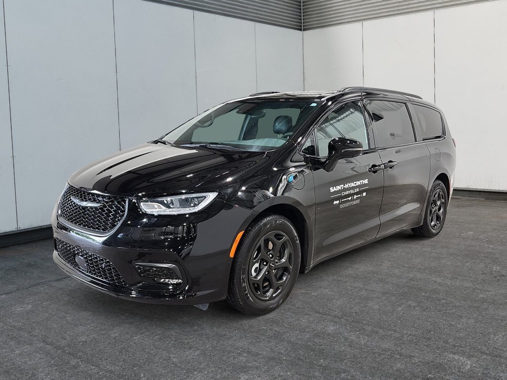 Chrysler Pacifica Hybrid Premium S Appearance 2024 à Saint-Hyacinthe, Québec - 1 - w1024h768px