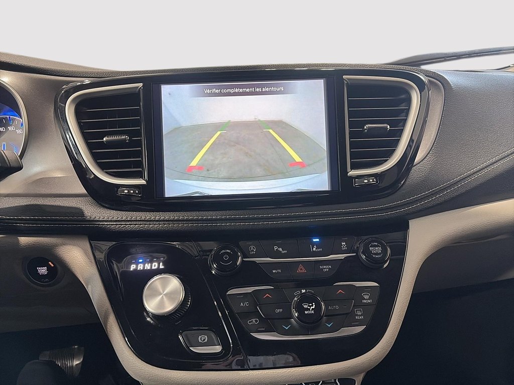 Chrysler Pacifica Touring-L 2024 à Saint-Hyacinthe, Québec - 14 - w1024h768px
