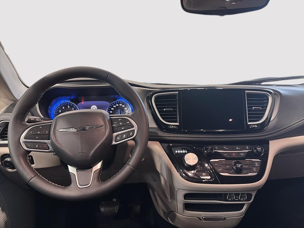Chrysler Pacifica Touring-L 2024 à Saint-Hyacinthe, Québec - 9 - w1024h768px