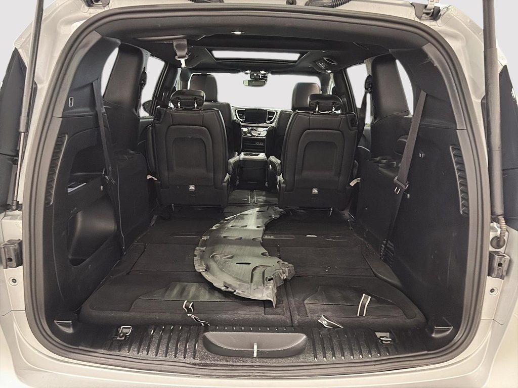 Chrysler Pacifica Touring-L Apparence S 2024-5