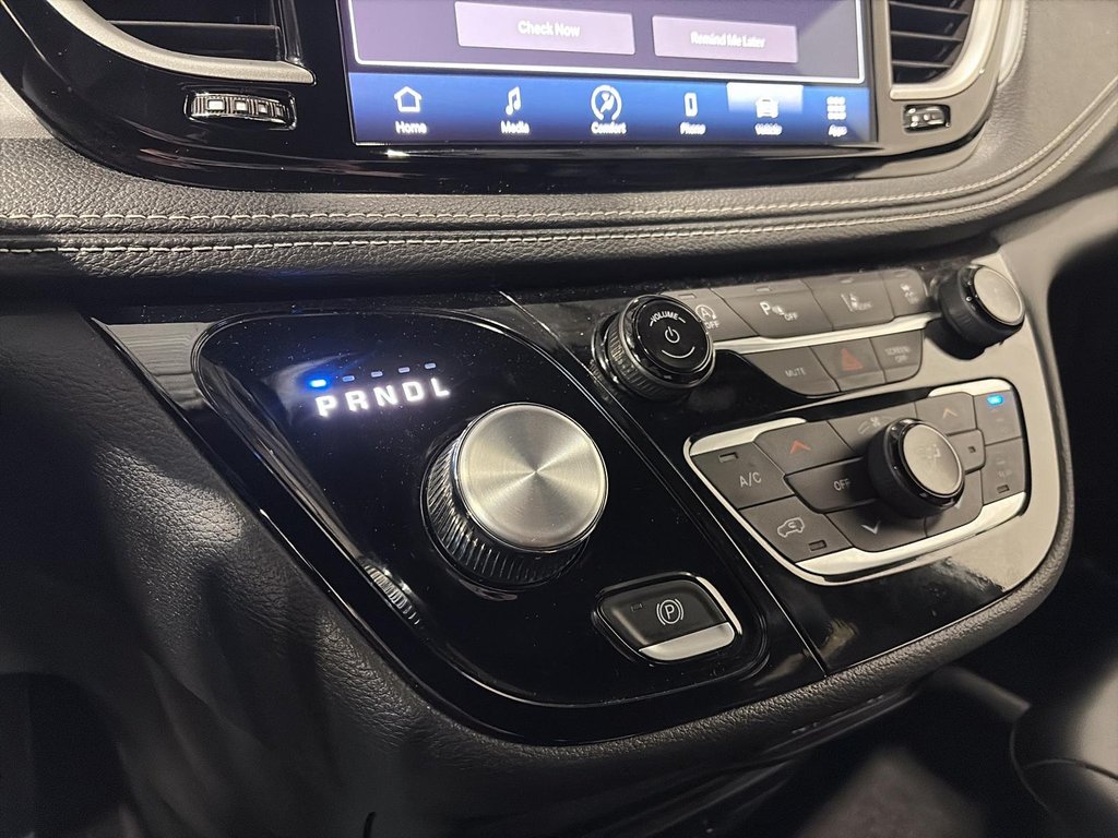 Chrysler Pacifica Touring-L Apparence S 2024 à Saint-Hyacinthe, Québec - 13 - w1024h768px