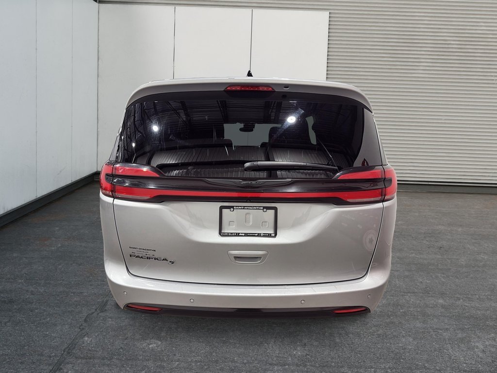 Chrysler Pacifica Touring-L Apparence S 2024 à Saint-Hyacinthe, Québec - 3 - w1024h768px