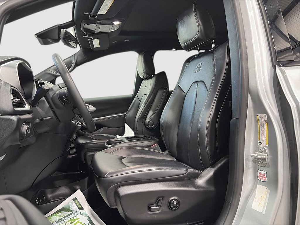 Chrysler Pacifica Touring-L Apparence S 2024 à Saint-Hyacinthe, Québec - 8 - w1024h768px