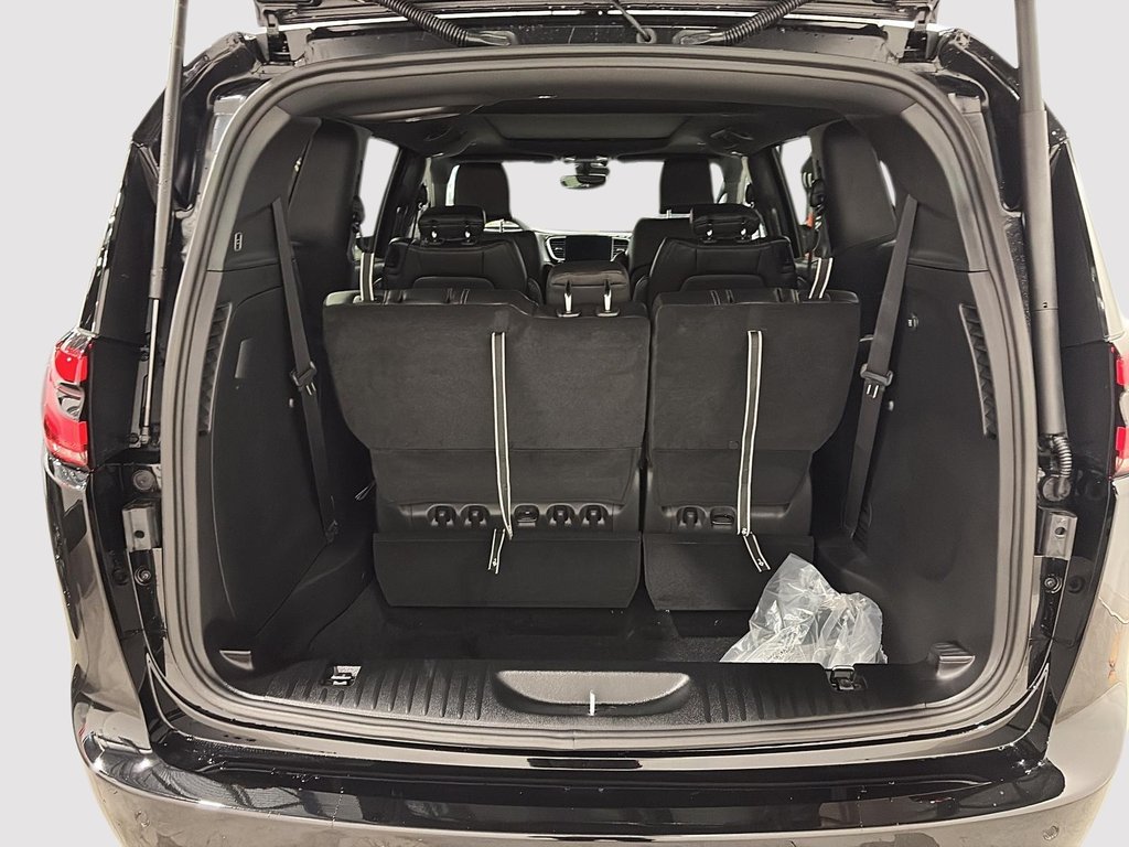 Chrysler Pacifica SELECT AWD 2026 à Saint-Hyacinthe, Québec - 6 - w1024h768px