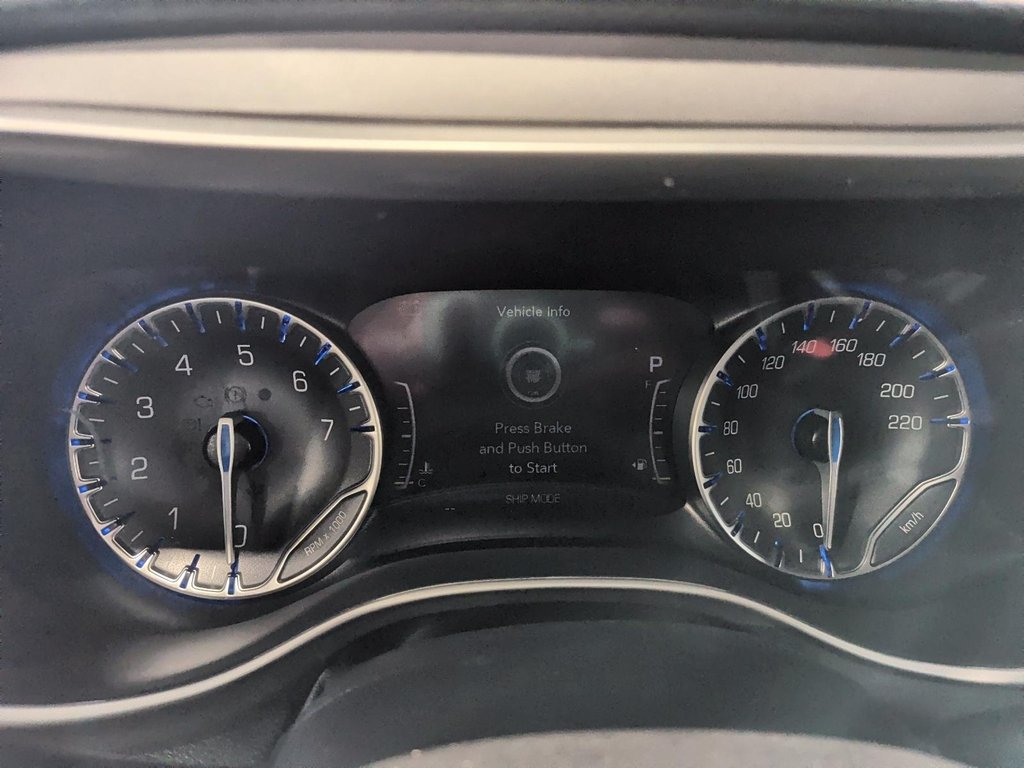 2027 Chrysler Pacifica SELECT AWD in Saint-Hyacinthe, Quebec - 12 - w1024h768px