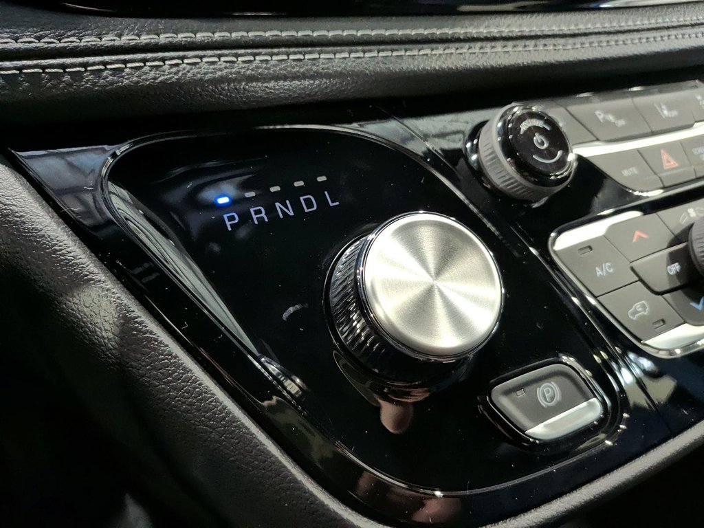 2027 Chrysler Pacifica SELECT AWD in Saint-Hyacinthe, Quebec - 13 - w1024h768px