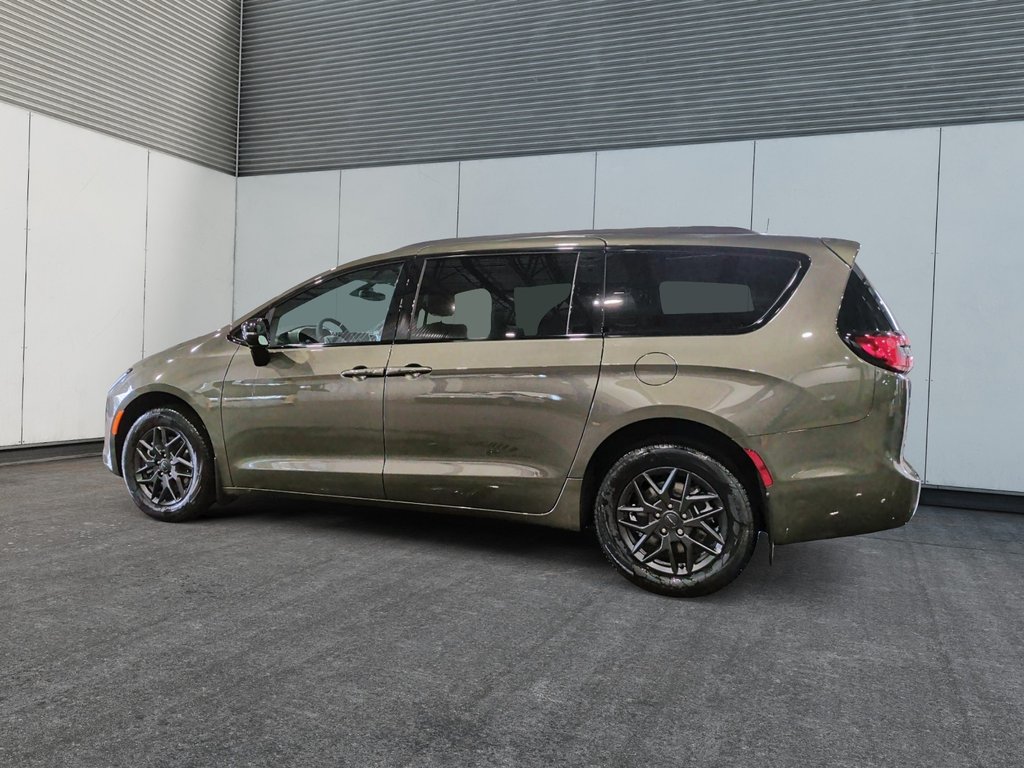2027 Chrysler Pacifica SELECT AWD in Saint-Hyacinthe, Quebec - 5 - w1024h768px