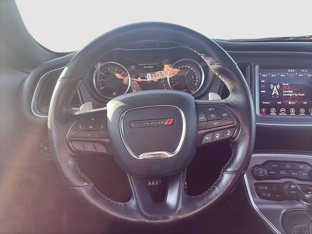 2017 Dodge Challenger Scat Pack Shaker in Saint-Hyacinthe, Quebec - 12 - w1024h768px