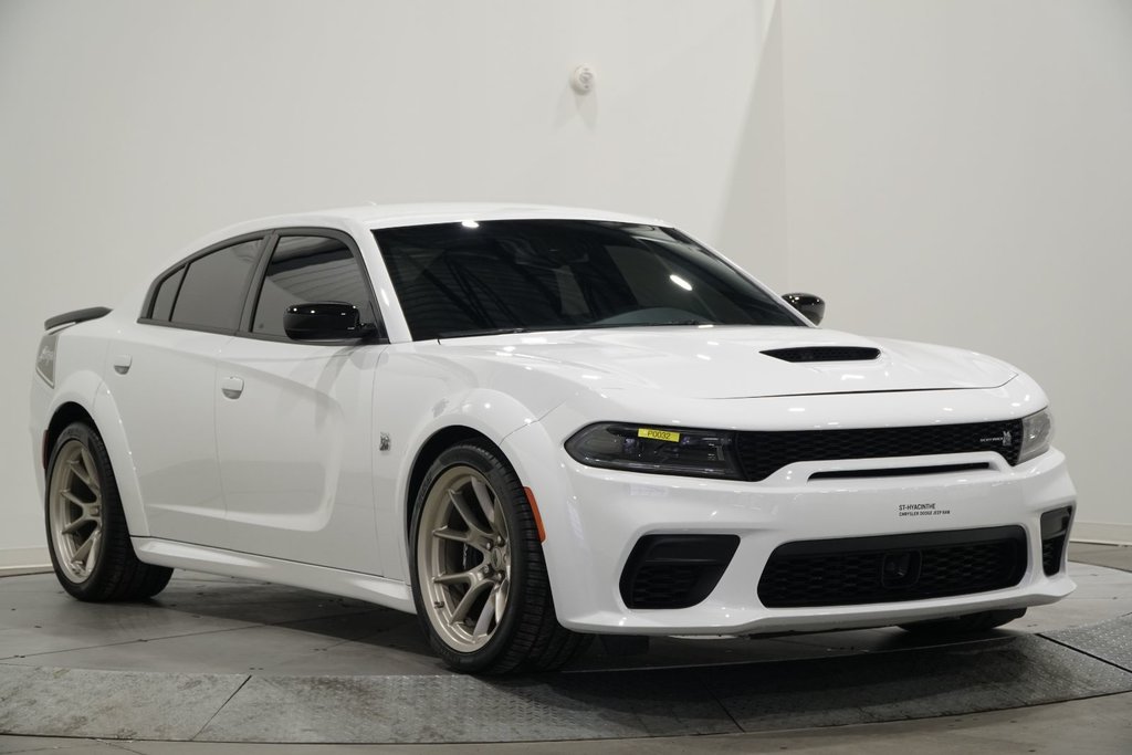 2023  Charger SCAT PACK 392 SWINGER WIDEBODY EDITION SPECIALE in Saint-Hyacinthe, Quebec - 3 - w1024h768px