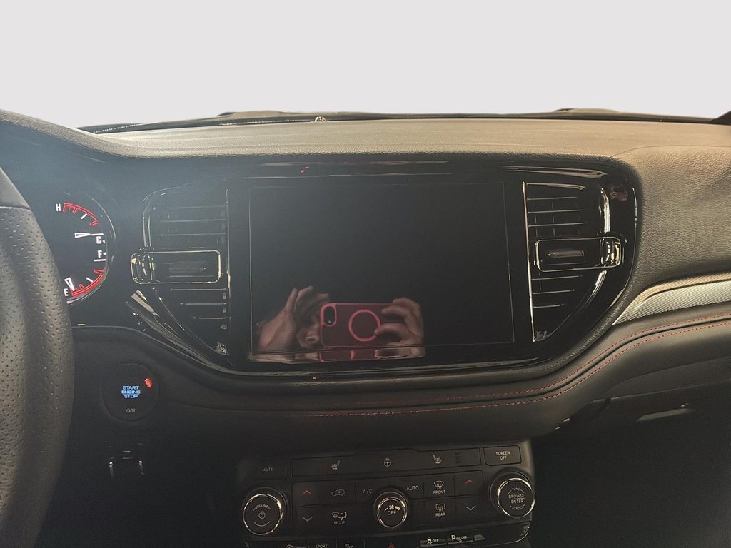2026 Dodge Durango SXT in Saint-Hyacinthe, Quebec - 15 - w1024h768px