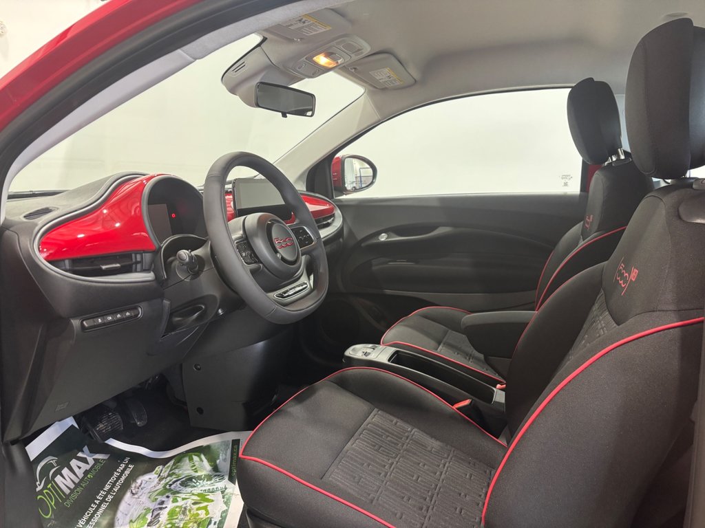 2024 Fiat 500e RED in Saint-Hyacinthe, Quebec - 13 - w1024h768px