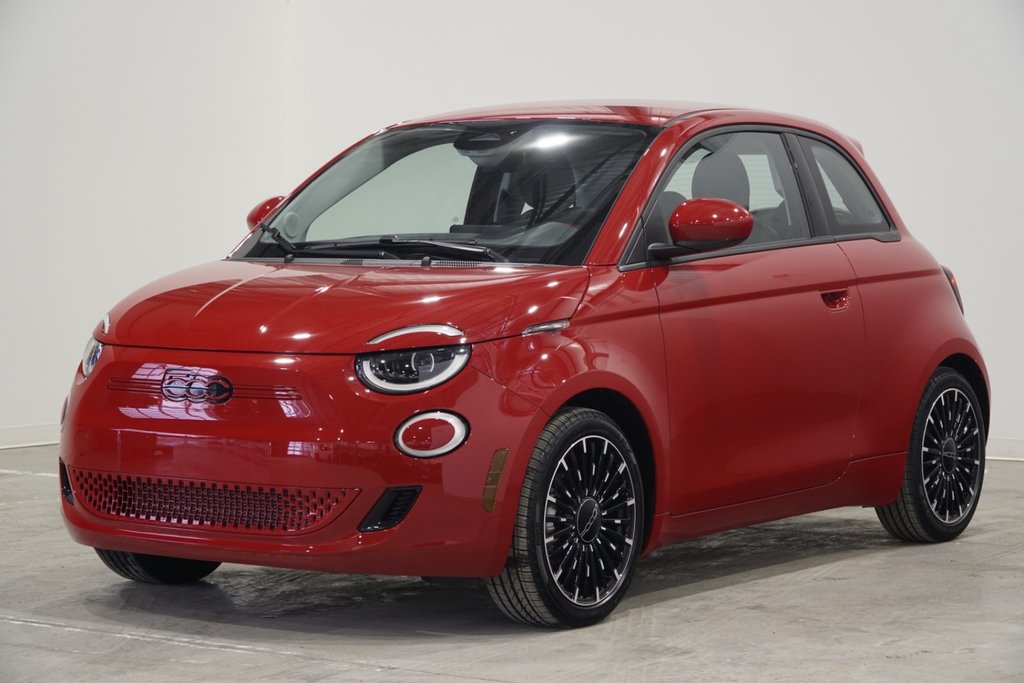 2024 Fiat 500e RED in Saint-Hyacinthe, Quebec - 1 - w1024h768px