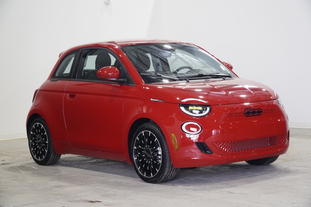 Fiat 500e (RED) Edition 2024 à Saint-Hyacinthe, Québec - 9 - w1024h768px