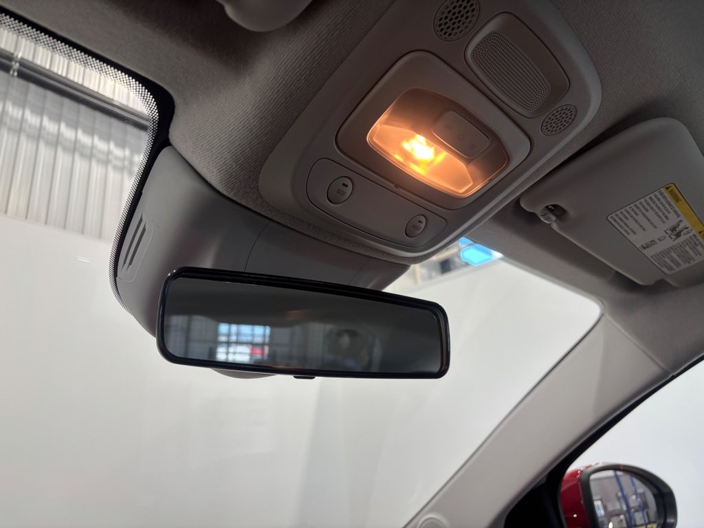 2024 Fiat 500e (RED) Edition in Saint-Hyacinthe, Quebec - 25 - w1024h768px