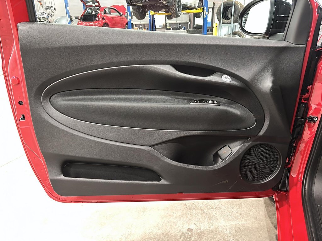 Fiat 500e RED 2025 à Saint-Hyacinthe, Québec - 8 - w1024h768px