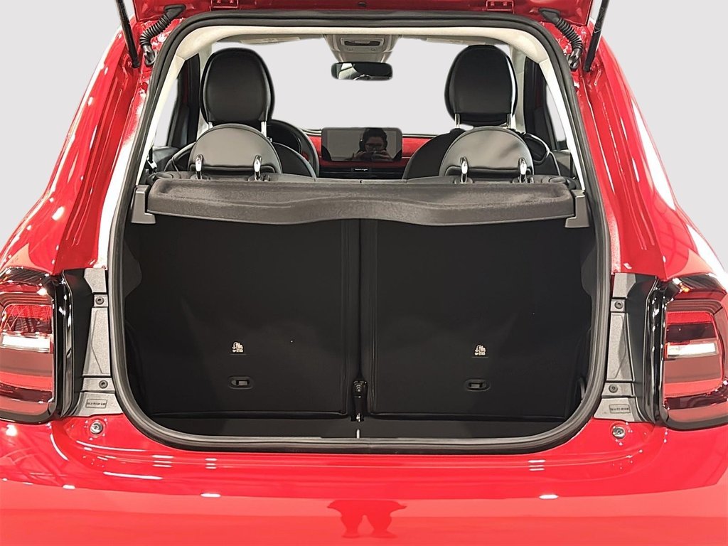 Fiat 500e RED 2025 à Saint-Hyacinthe, Québec - 5 - w1024h768px