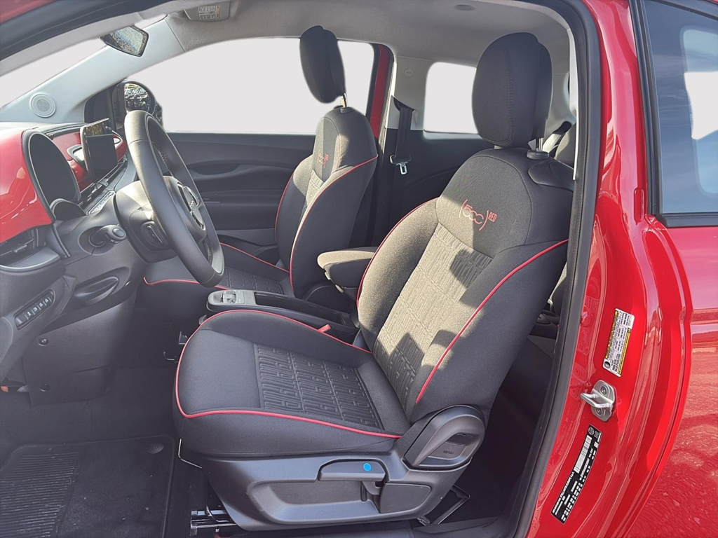 Fiat 500e RED 2025 à Saint-Hyacinthe, Québec - 14 - w1024h768px