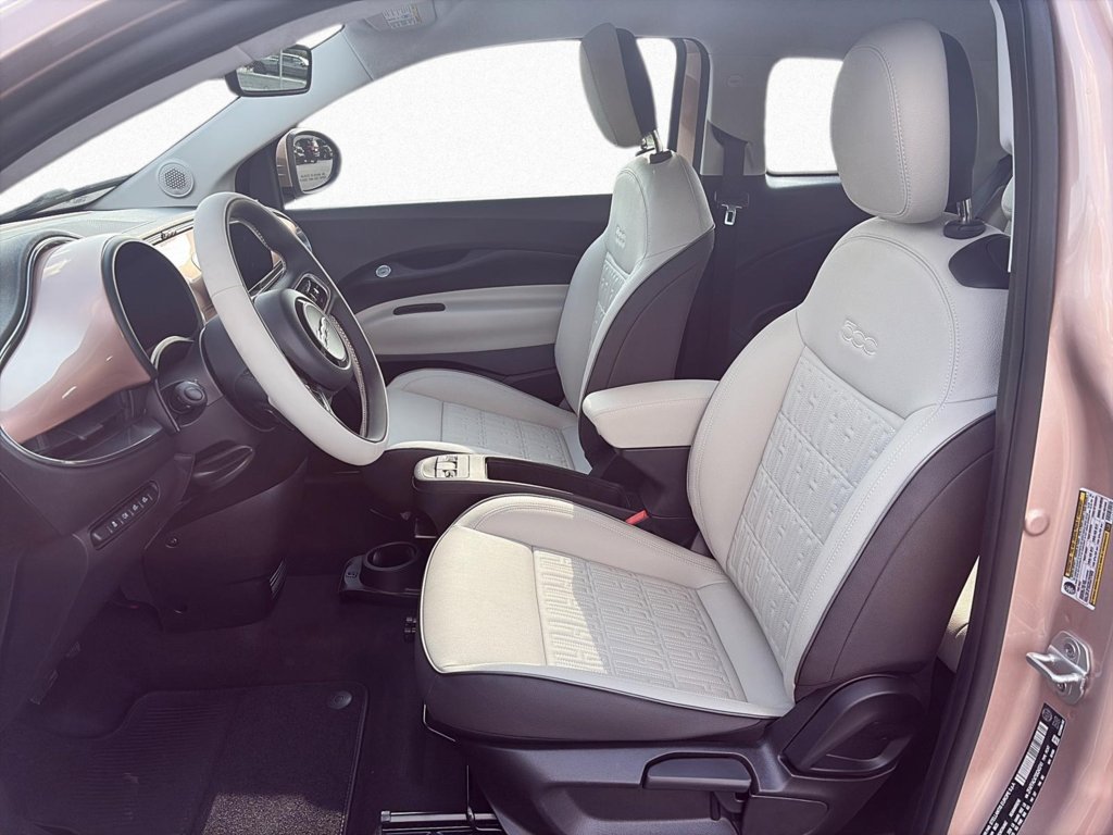 2025 Fiat 500e LA PRIMA in Saint-Hyacinthe, Quebec - 14 - w1024h768px