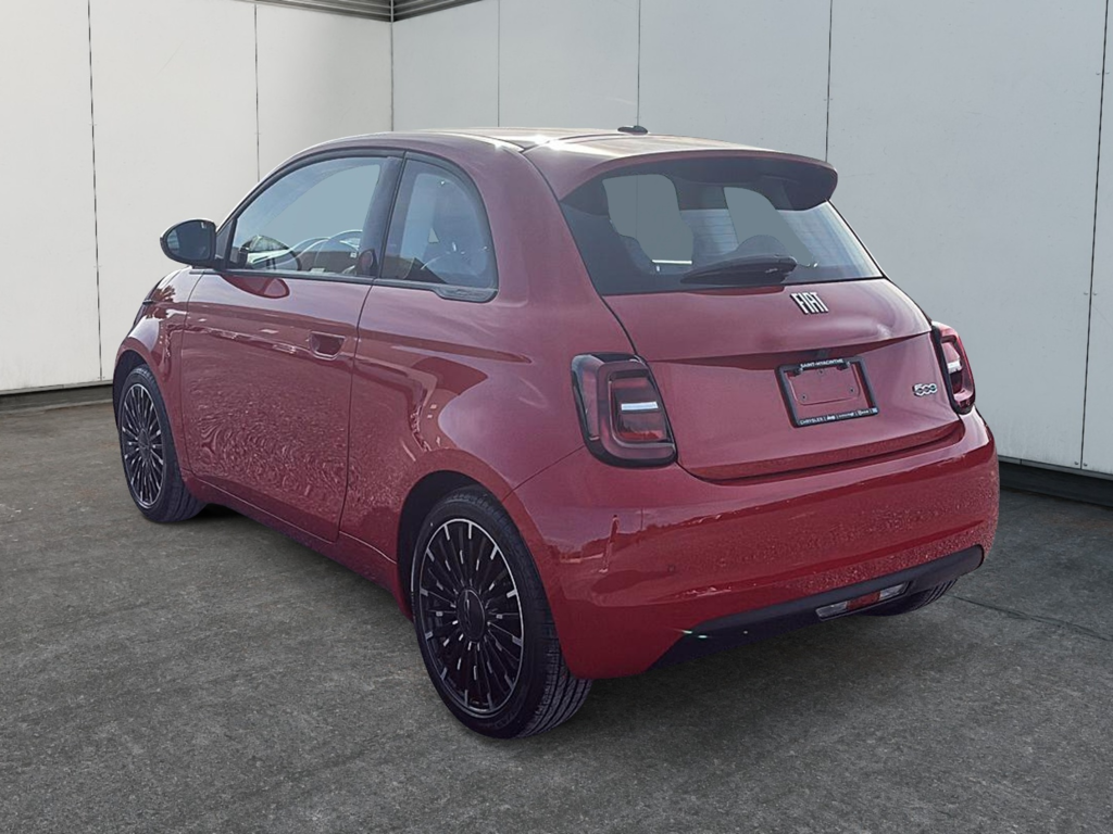 Fiat 500e RED 2025 à Saint-Hyacinthe, Québec - 4 - w1024h768px