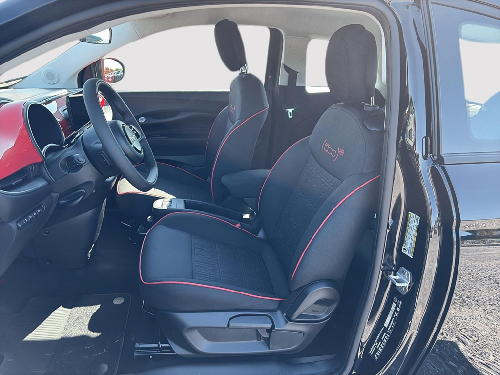 Fiat 500e RED 2025 à Saint-Hyacinthe, Québec - 13 - w1024h768px