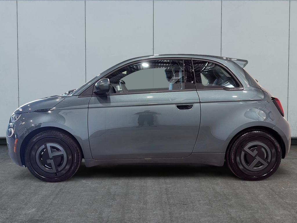 Fiat 500e GIORGIO ARMANI 2025 à Saint-Hyacinthe, Québec - 5 - w1024h768px