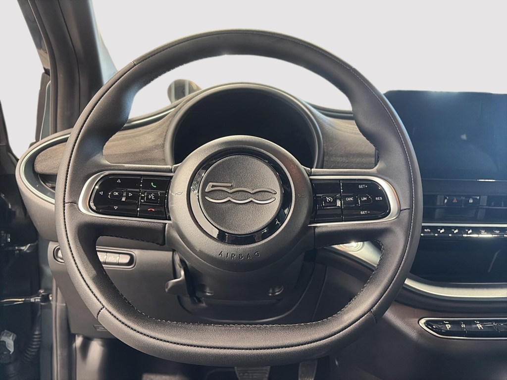 Fiat 500e GIORGIO ARMANI 2025 à Saint-Hyacinthe, Québec - 13 - w1024h768px