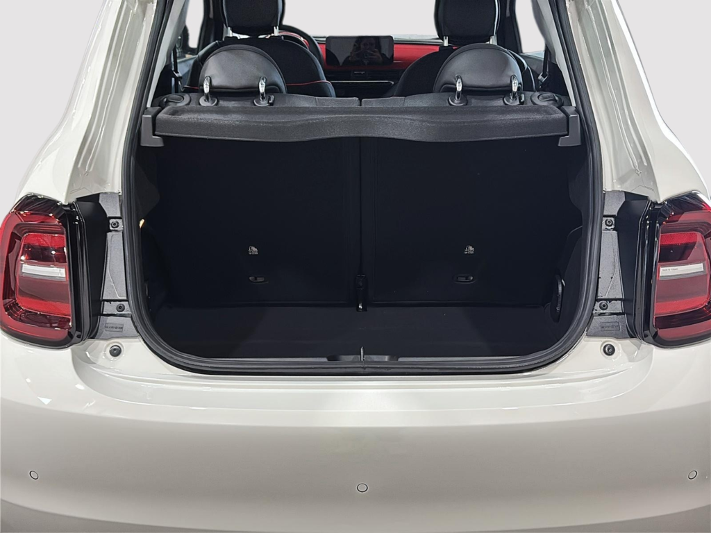 Fiat 500e RED 2025 à Saint-Hyacinthe, Québec - 9 - w1024h768px