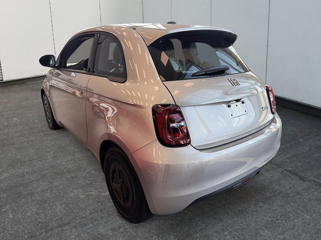 Fiat 500e GIORGIO ARMANI 2025 à Saint-Hyacinthe, Québec - 4 - w1024h768px